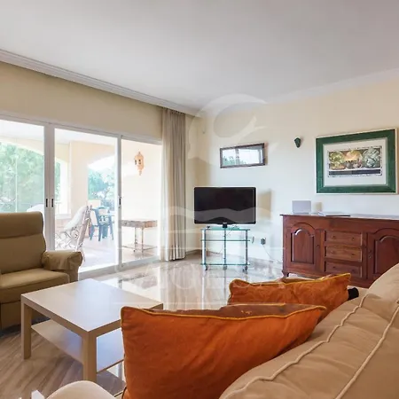 44677 - Hacienda Playa - 2 Bedrooms Pool View Marbella