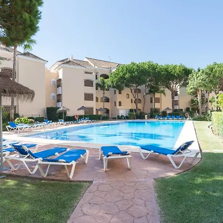 44677 - Hacienda Playa - 2 Bedrooms Pool View Apartment Marbella