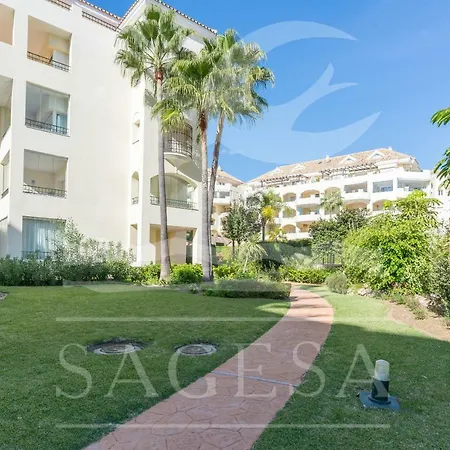 44677 - Hacienda Playa - 2 Bedrooms Pool View Apartment Marbella