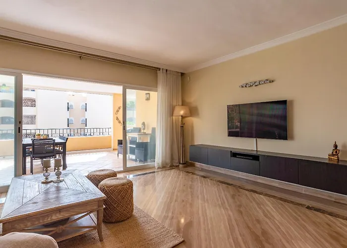 Aparthotel Hacienda Playa Marbella