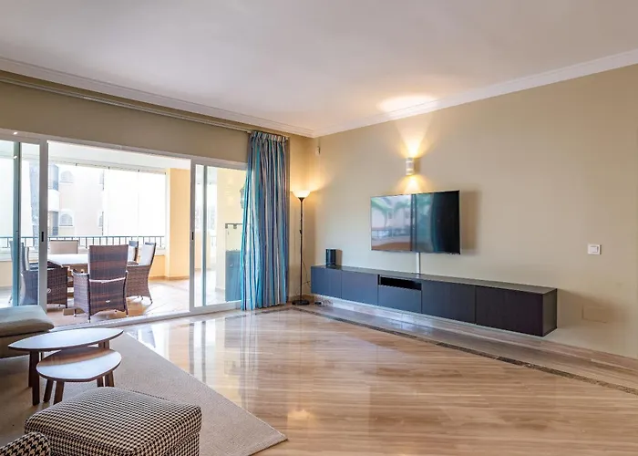 Hacienda Playa Aparthotel Marbella
